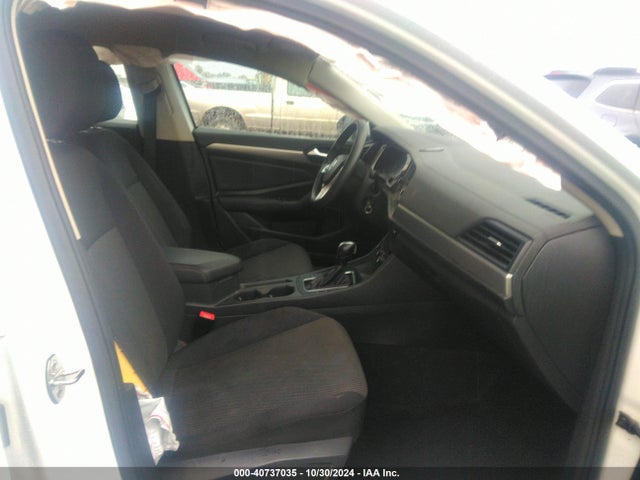 3VWC57BU7KM082197 Volkswagen Jetta 1.4t R-line/1.4t S/1.4t Se