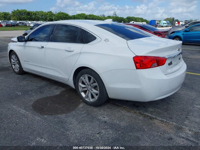Chevrolet IMPALA 1LT 2017 2G1105SA5H9167942 Image 3