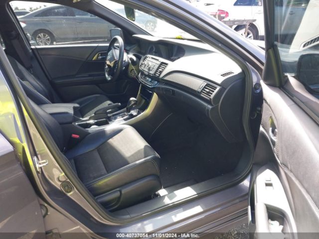 1HGCR2F56HA133807 Honda Accord Sport