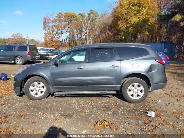 Chevrolet Traverse Ls 2014 1GNKRFKD2EJ171732 Image 14