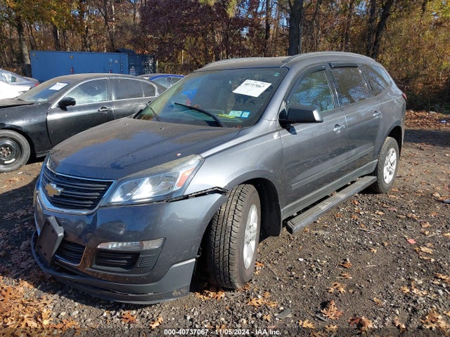 Chevrolet Traverse Ls 2014 1GNKRFKD2EJ171732 Image 2
