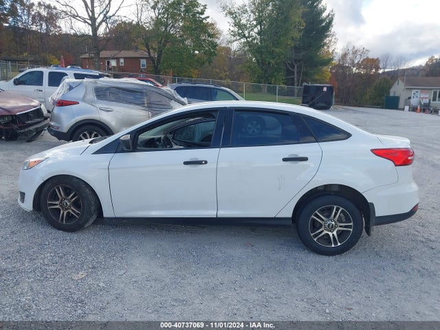 1FADP3E20GL220424 Ford FOCUS S