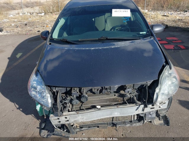 JTDKN3DU4F2003750 Toyota Prius Two