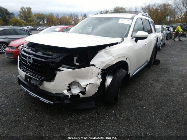 5N1DR3DJ9RC218330 Nissan Pathfinder Platinum 4wd