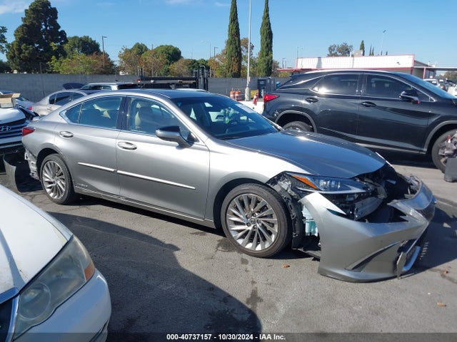 JTHB21B18K2022820 Lexus Es 300h Luxury