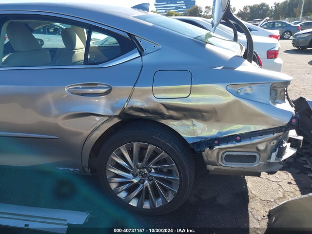 JTHB21B18K2022820 Lexus Es 300h Luxury