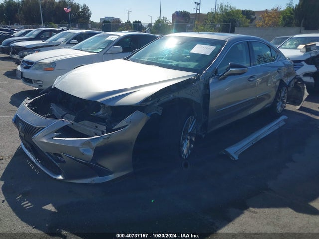 JTHB21B18K2022820 Lexus Es 300h Luxury