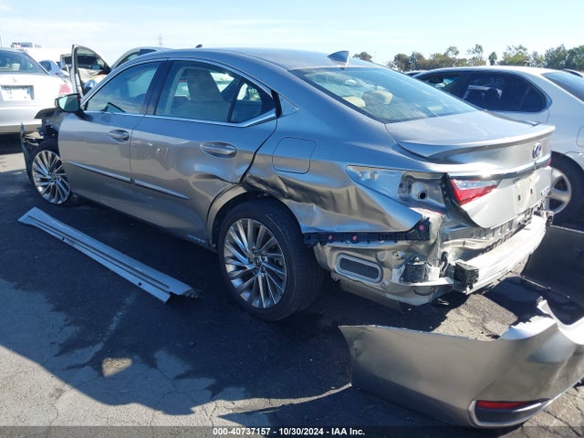 JTHB21B18K2022820 Lexus Es 300h Luxury