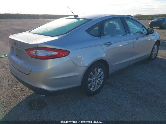 Ford FUSION S 2016 3FA6P0G77GR311532 Image 4