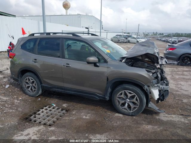 JF2SKAEC2KH449505 Subaru Forester Premium