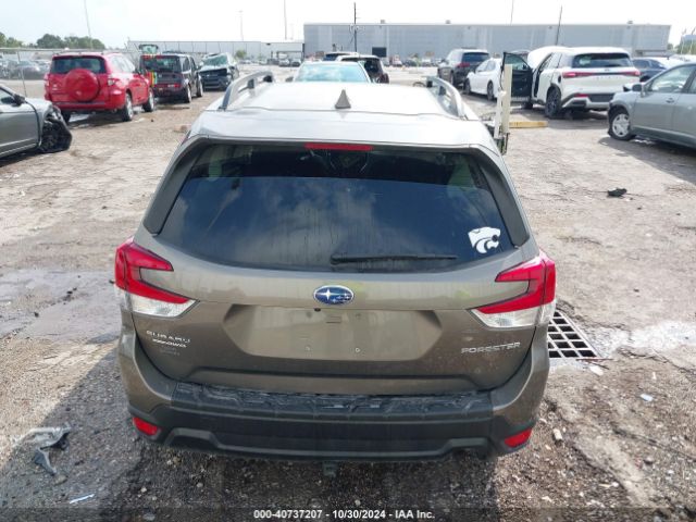 JF2SKAEC2KH449505 Subaru Forester Premium