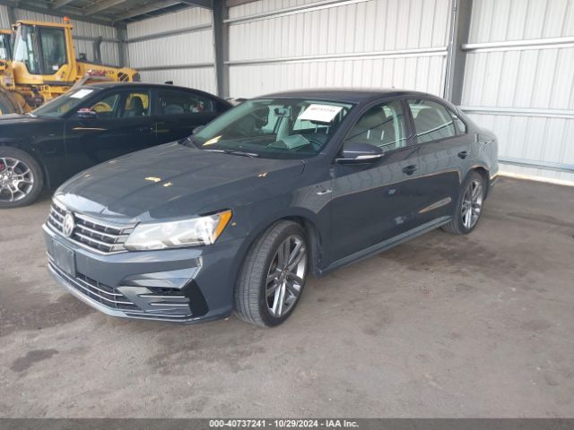 1VWAA7A30JC016490 Volkswagen Passat 2.0t R-line/2.0t S
