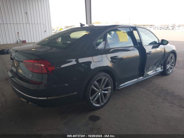 1VWAA7A30JC016490 Volkswagen Passat 2.0t R-line/2.0t S