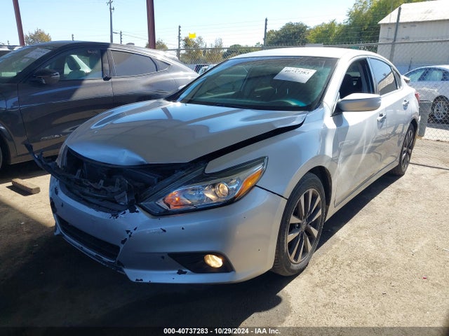 Nissan Altima 2.5 Sv 2017 1N4AL3AP2HC252566 Image 2