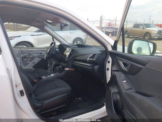 JF2SKAGC4KH576298 Subaru Forester Premium