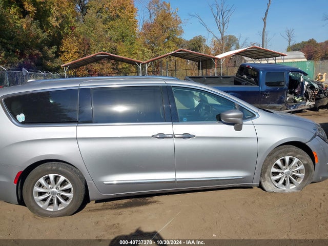 Chrysler Pacifica Touring L 2018 2C4RC1BG1JR269632 Image 13