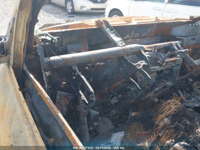 1C6RR7KG0JS217254 RAM 1500 Tradesman  4x4 5'7 Box