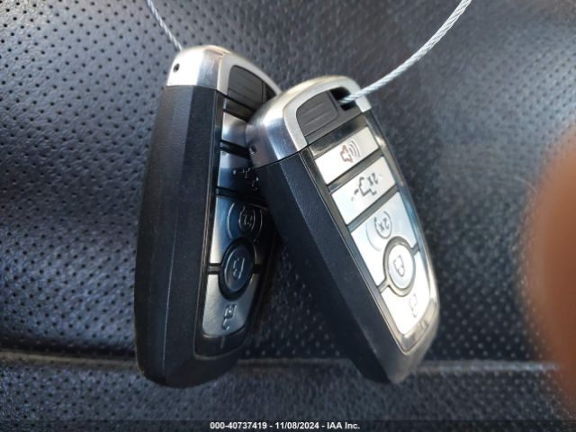 1FT7W2BT4JEC25011 Ford F-250 Lariat