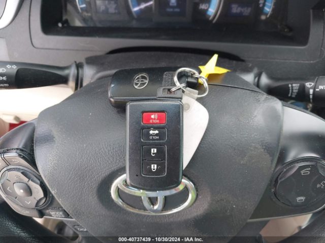 4T1BD1FK0EU138144 Toyota Camry Hybrid Le