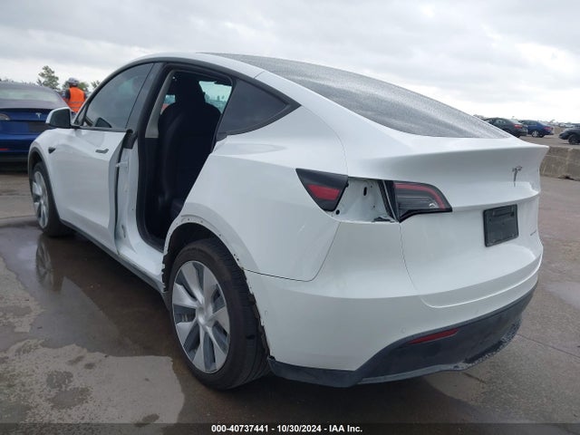 2022 TESLA MODEL Y 7SAYGAEE6NF540800 Photo 2