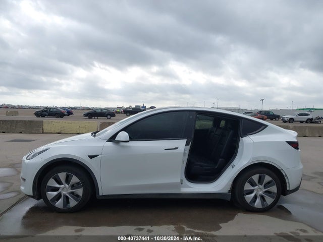 2022 TESLA MODEL Y 7SAYGAEE6NF540800 Photo 5