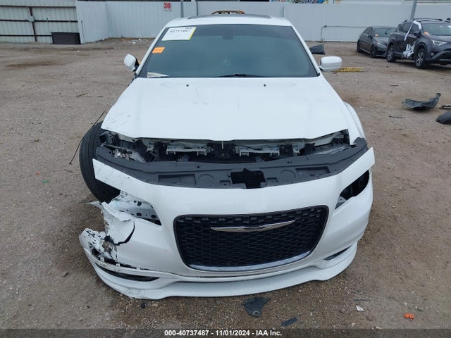 2C3CCABTXLH180822 Chrysler 300 300s