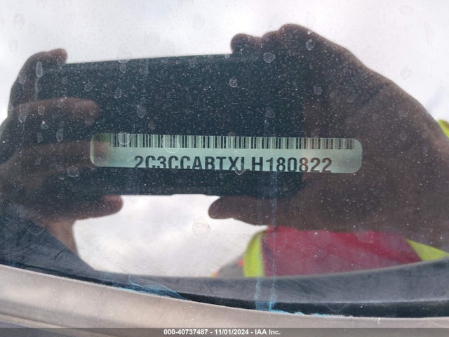 2C3CCABTXLH180822 Chrysler 300 300s
