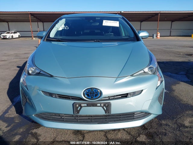 Toyota Prius Three 2018 JTDKARFU5J3549052 Image 12
