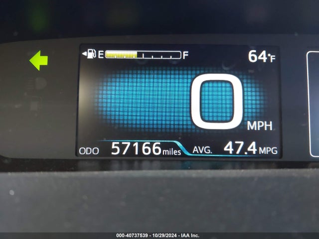 Toyota Prius Three 2018 JTDKARFU5J3549052 Image 7