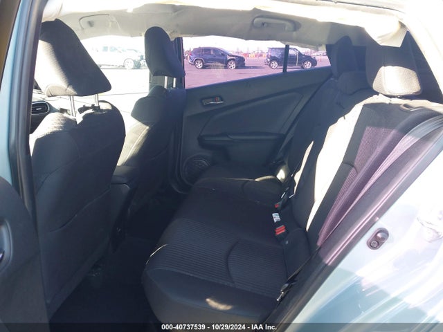 Toyota Prius Three 2018 JTDKARFU5J3549052 Image 8