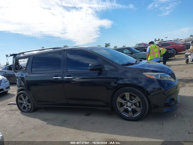 Toyota Sienna Se 8 Passenger 2017 5TDXZ3DC8HS771079 Image 13