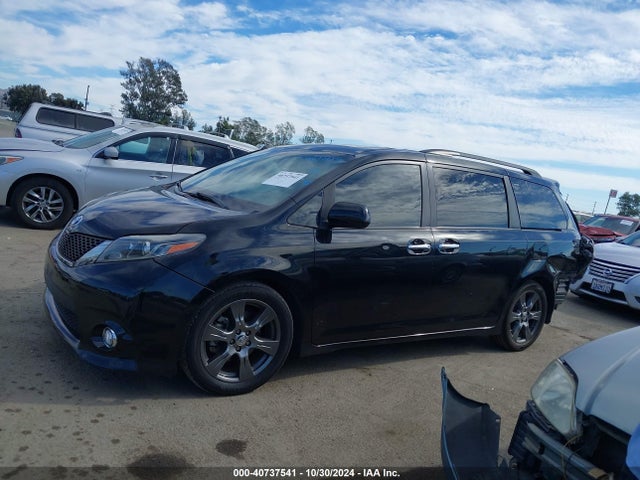 Toyota Sienna Se 8 Passenger 2017 5TDXZ3DC8HS771079 Image 14