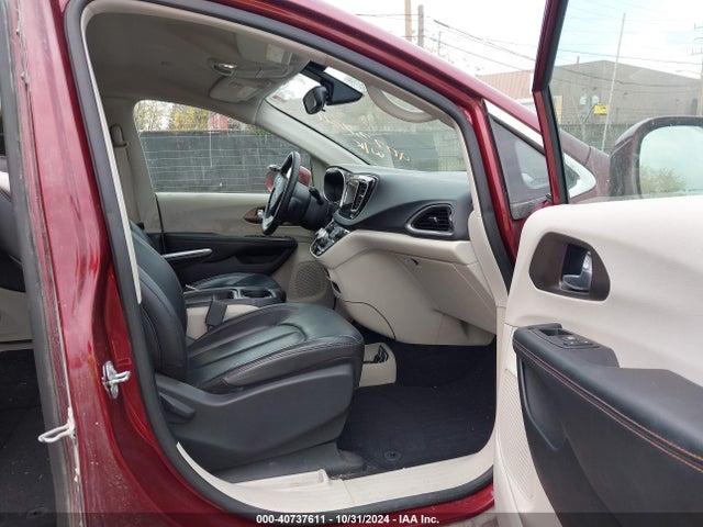 Chrysler Pacifica Touring-l 2017 2C4RC1BG2HR730010 Image 5