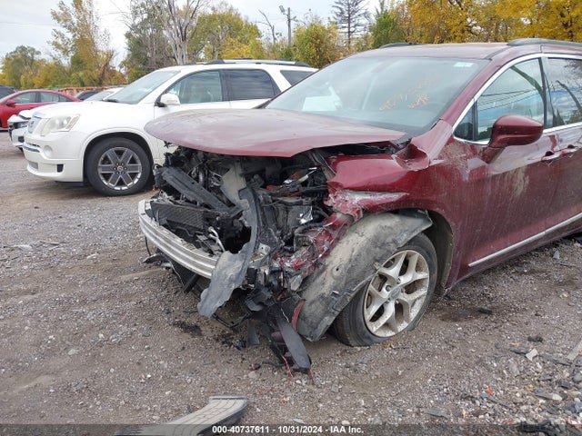 Chrysler Pacifica Touring-l 2017 2C4RC1BG2HR730010 Image 6