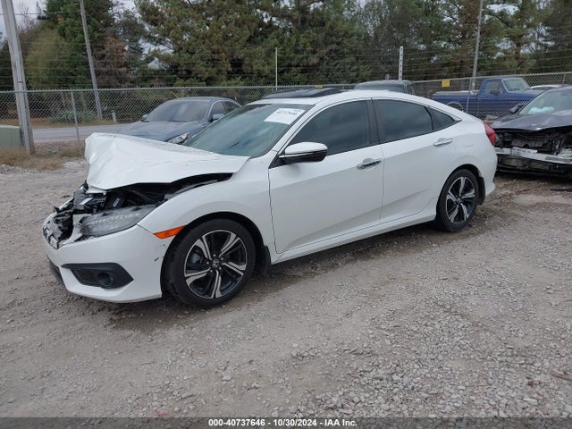Honda Civic Touring 2016 19XFC1F98GE026201 Image 2