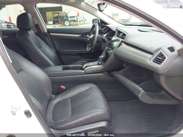 Honda Civic Touring 2016 19XFC1F98GE026201 Image 5