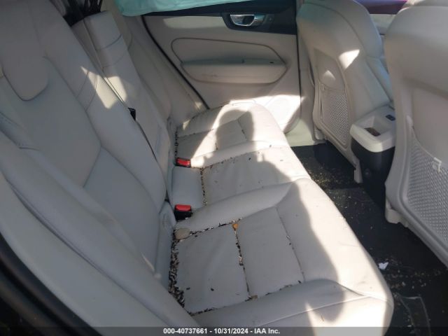 YV4A22RK1M1777475 Volvo Xc60 T6 Momentum
