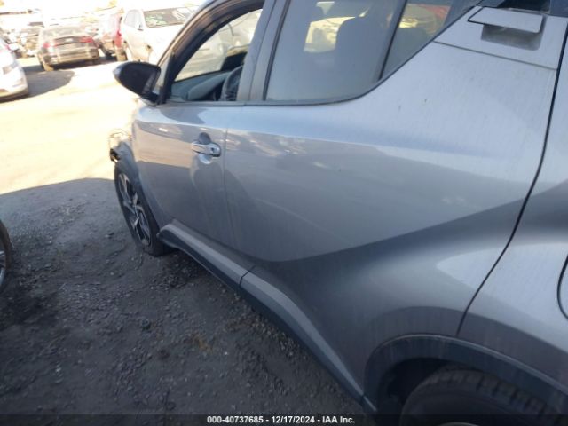 JTNKHMBXXK1020946 Toyota C-HR XLE