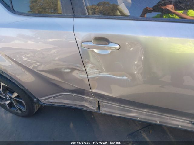JTNKHMBXXK1020946 Toyota C-HR XLE