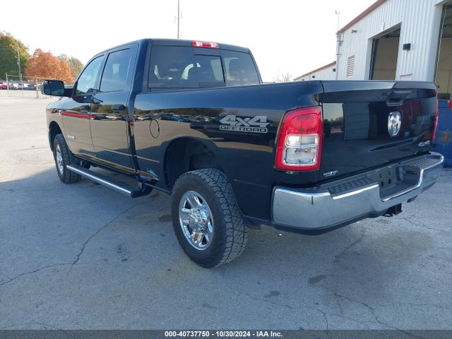3C6UR5CL2NG139096 RAM 2500 Tradesman  4x4 6'4 Box