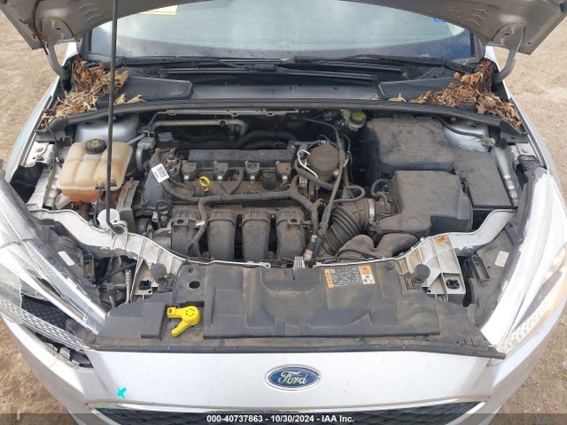 Ford FOCUS SE 2016 1FADP3F23GL303215 Image 10