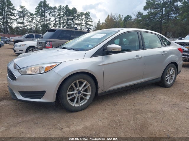 Ford FOCUS SE 2016 1FADP3F23GL303215 Image 2