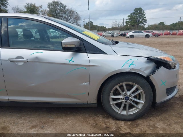 Ford FOCUS SE 2016 1FADP3F23GL303215 Image 6