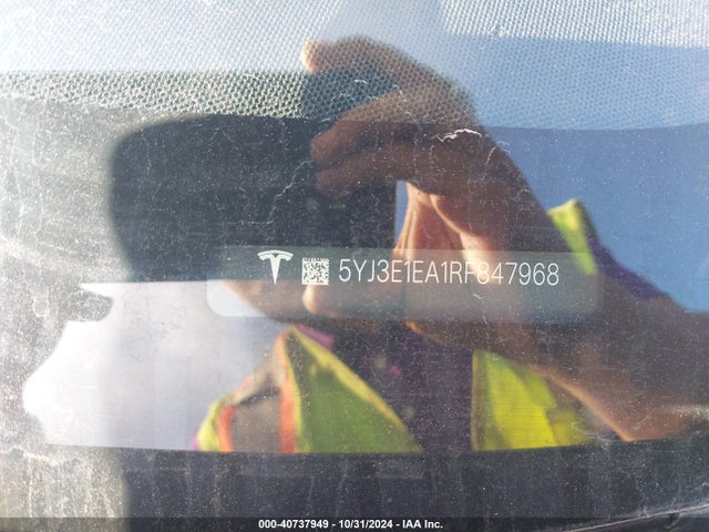 2024 TESLA MODEL 3 5YJ3E1EA1RF847968 Photo 8