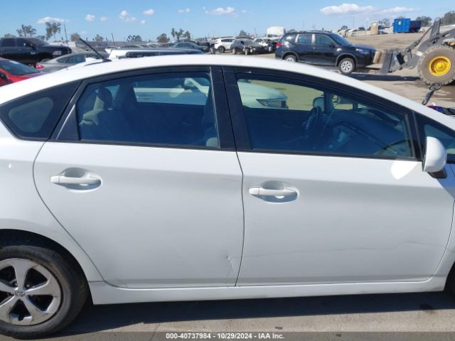 JTDKN3DU6F0449152 Toyota Prius Two