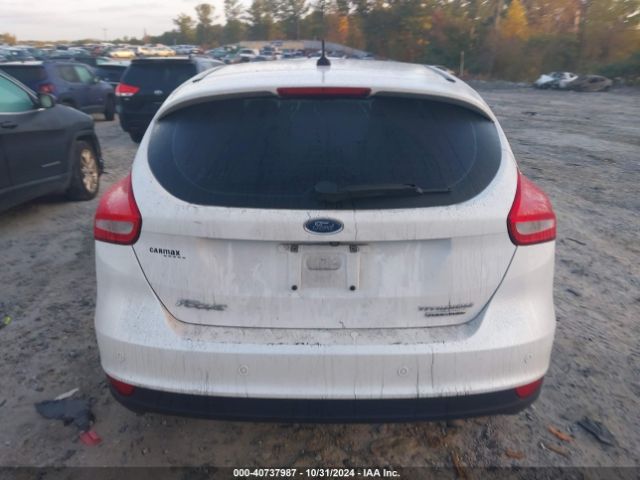 1FADP3N26GL229841 Ford Focus Titanium