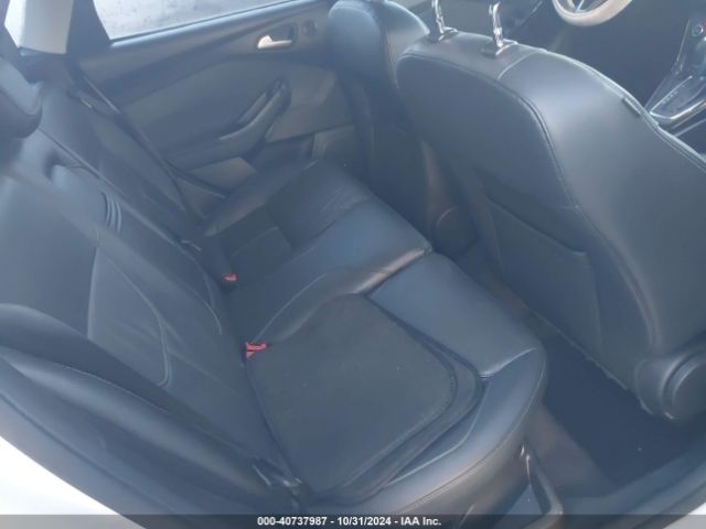 1FADP3N26GL229841 Ford Focus Titanium