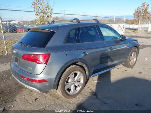WA1ANAFYXJ2019017 Audi Q5 2.0t Premium/2.0t Tech Premium