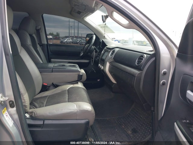 5TFEM5F18FX092871 Toyota Tundra Sr5 4.6l V8