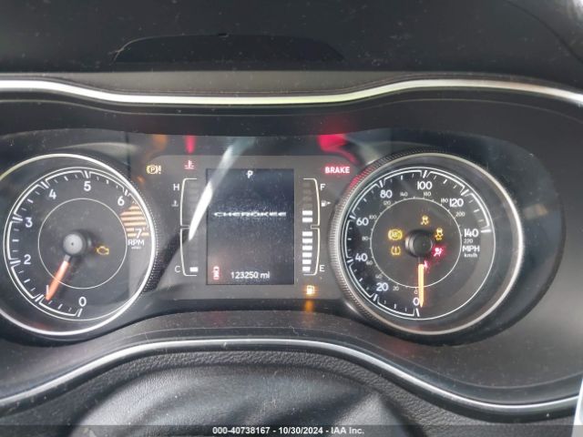 1C4PJLCB5KD145587 Jeep Cherokee Latitude Fwd